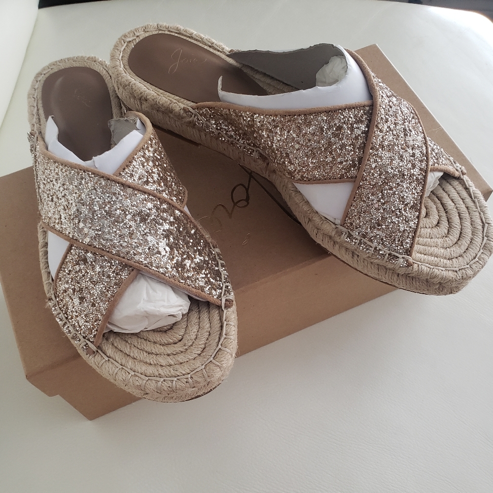 Sandals - Picture 3 of 3